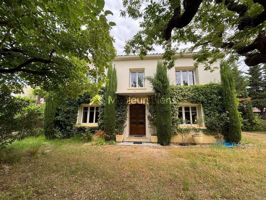 Maison à RASTEAU