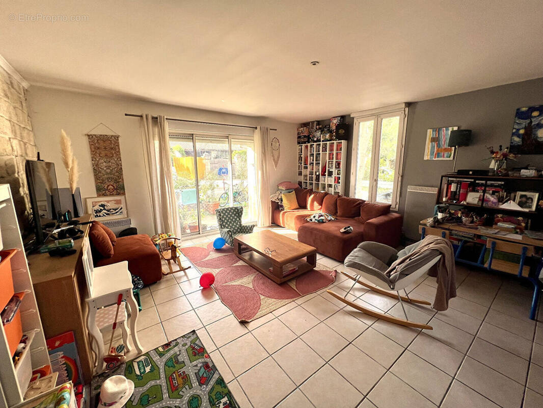 Appartement à LATTES