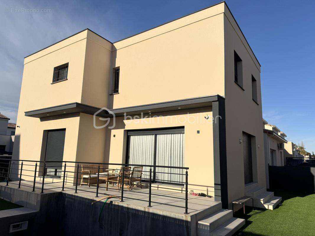Maison à SAUVIAN