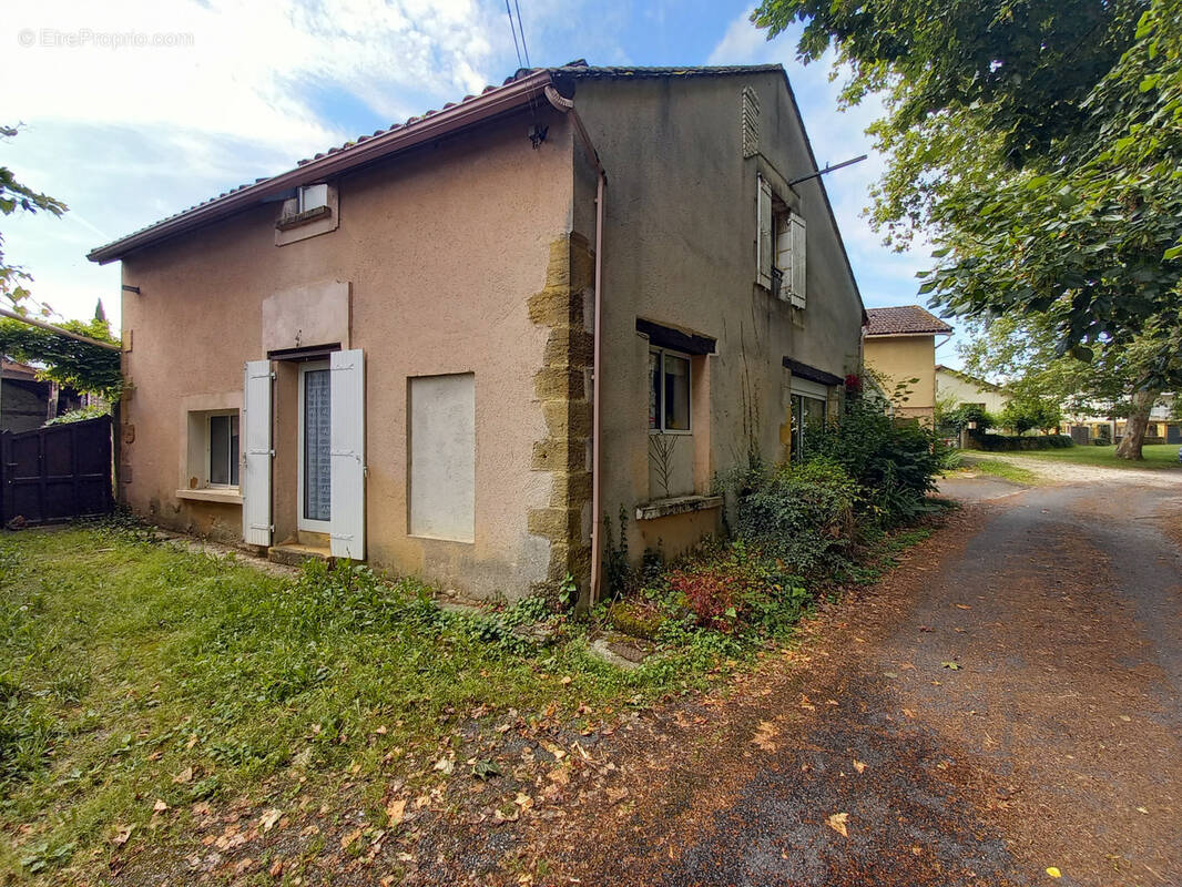 Maison à SIORAC-EN-PERIGORD