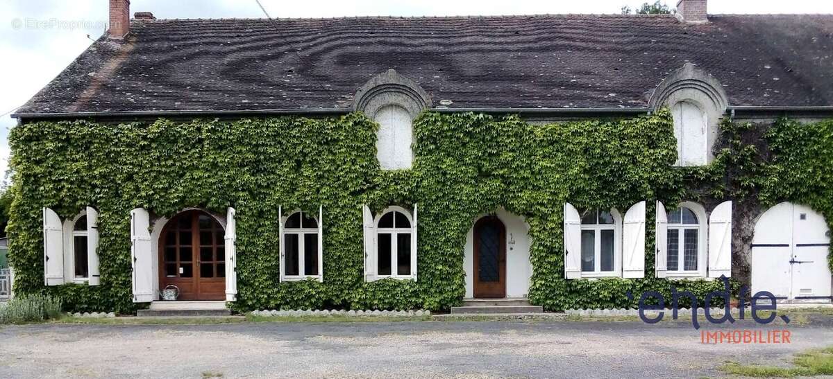 Maison à BEZENET