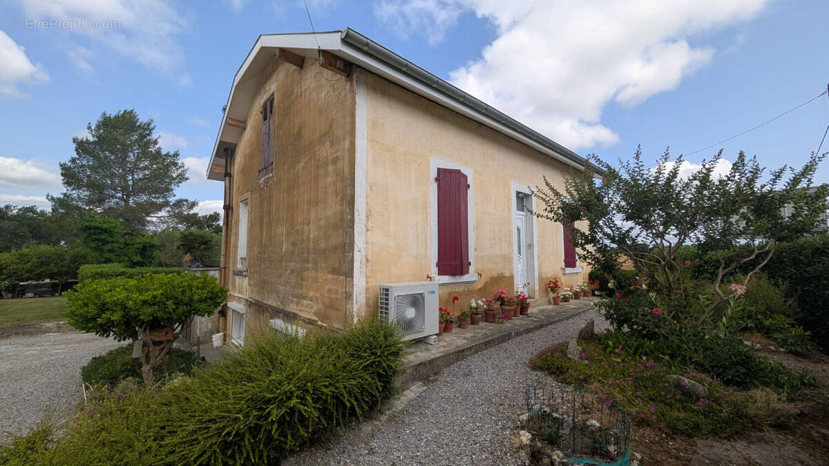 Maison à HAGETMAU