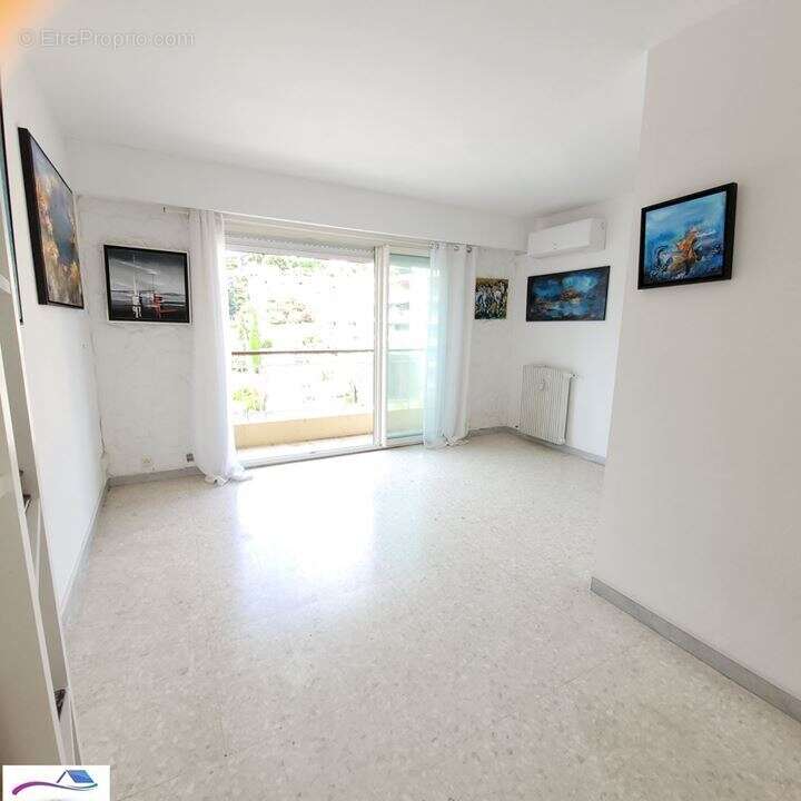 Appartement à MANDELIEU-LA-NAPOULE