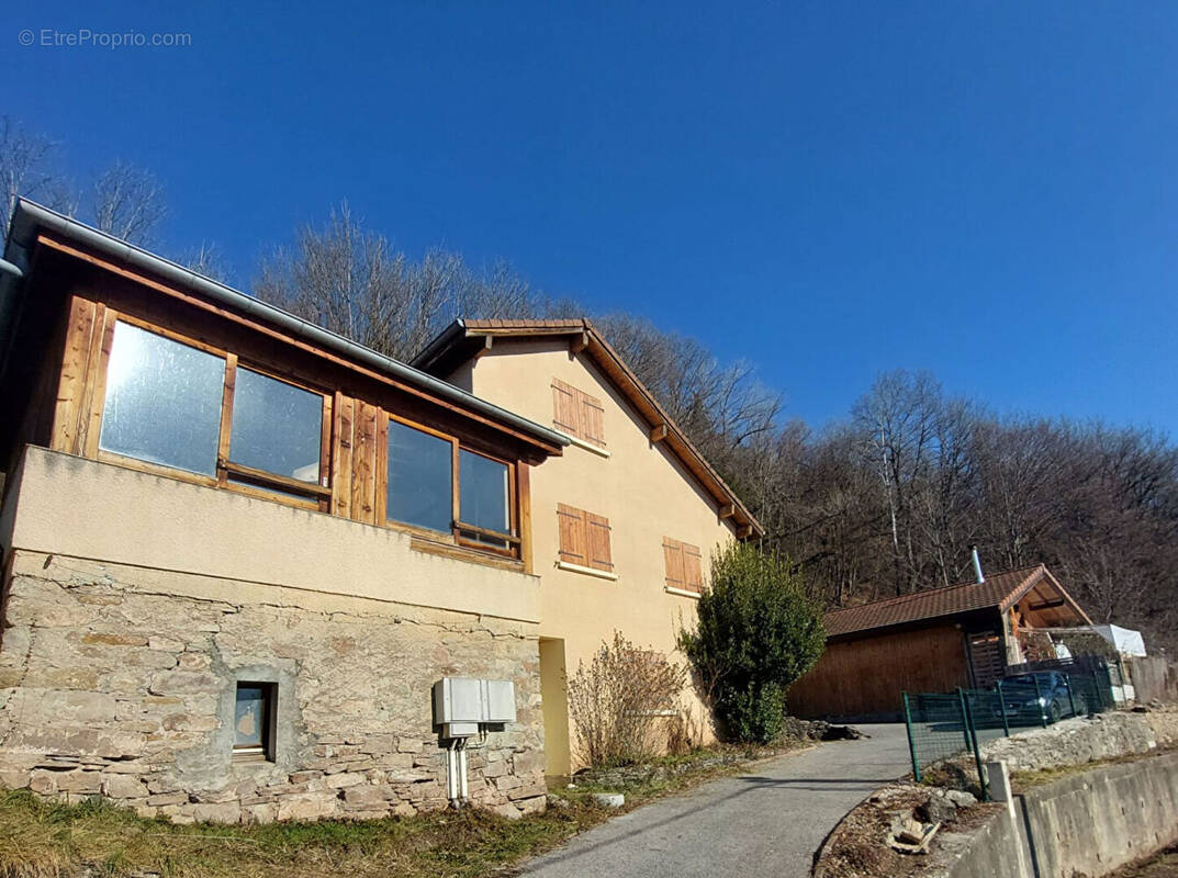 Maison à AYSE