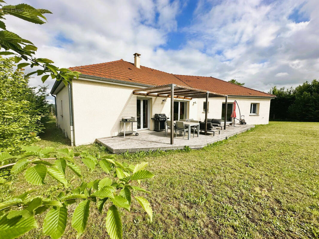 Maison à CUSSET