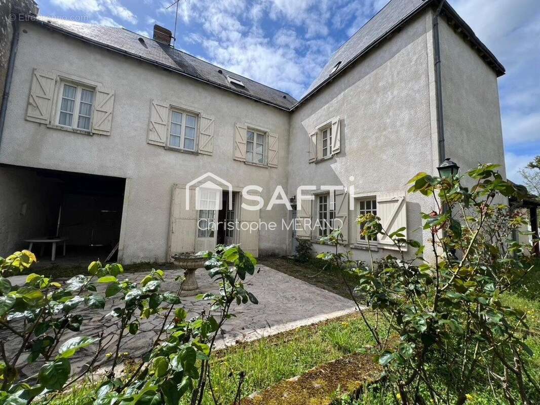 Photo 3 - Maison à DANGE-SAINT-ROMAIN