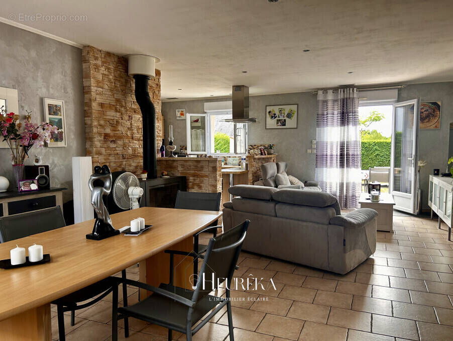 Maison à LUYNES