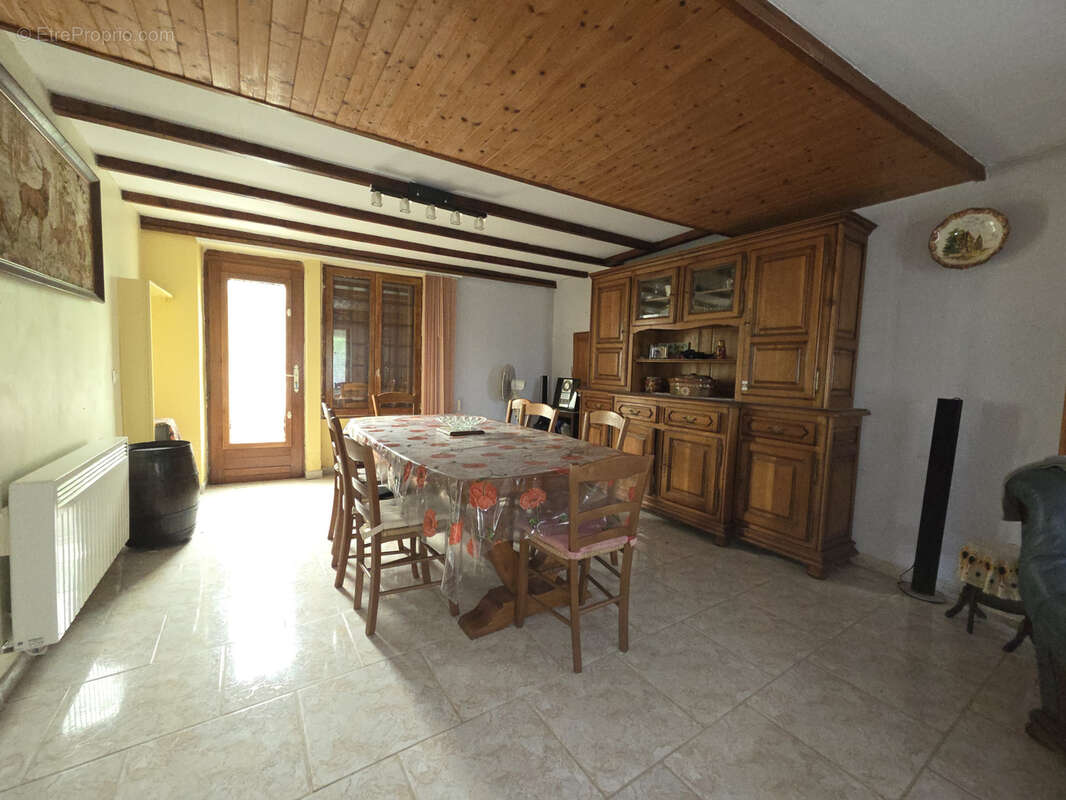 Maison à ISSIGEAC