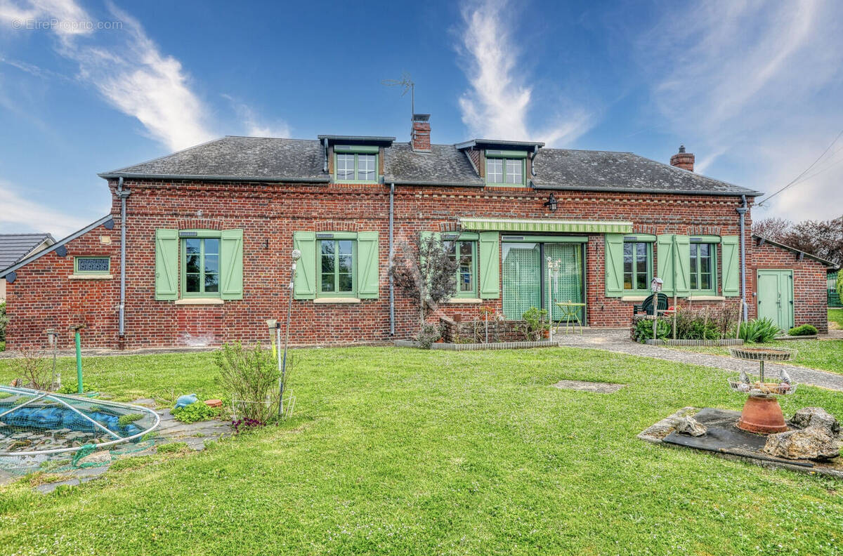 Maison à ETREPAGNY