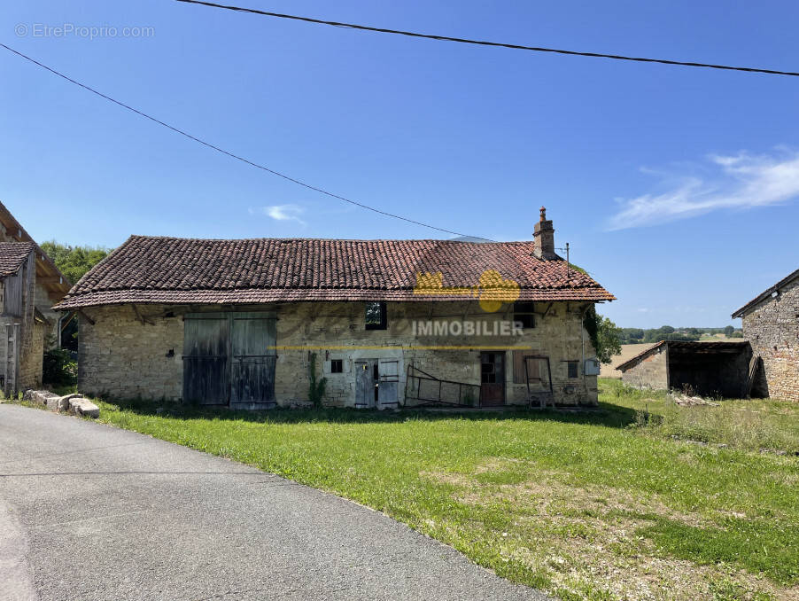 Maison à CUISEAUX
