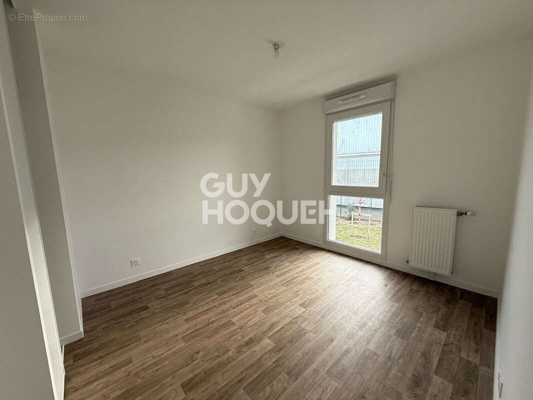 Appartement à EPONE
