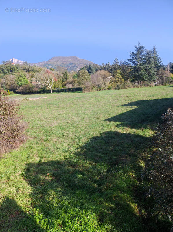 Terrain à SISTERON