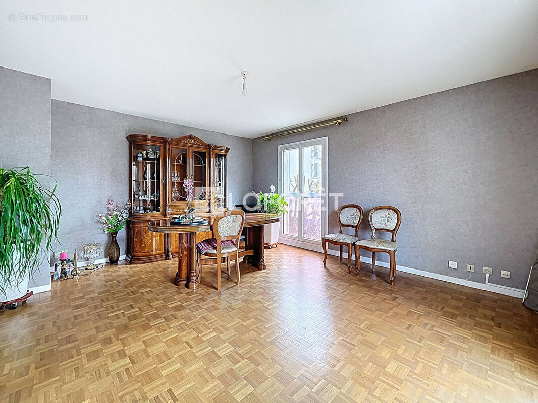 Appartement à SUCY-EN-BRIE