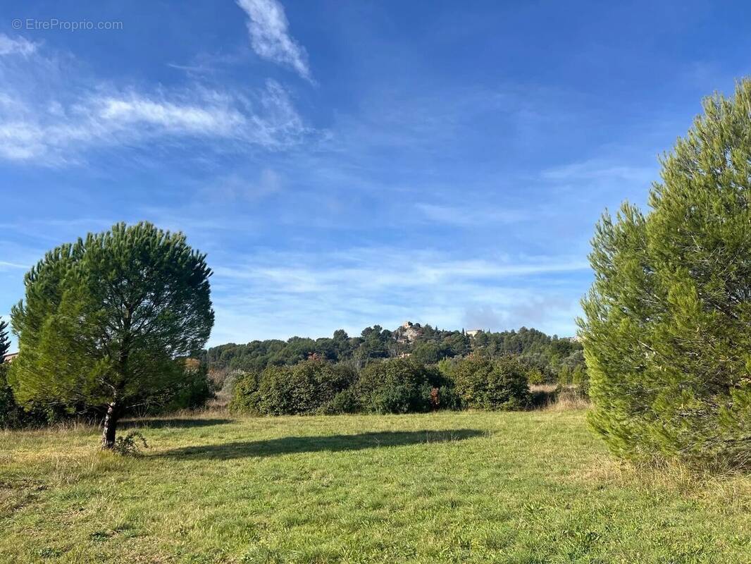 Terrain à MERINDOL