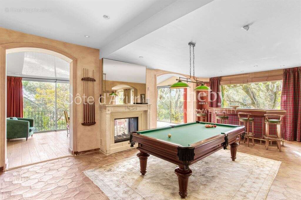 Maison à MOUGINS