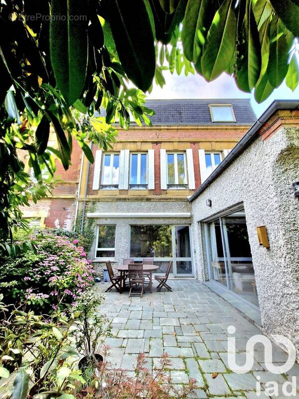 Photo 1 - Maison à CHARLEVILLE-MEZIERES