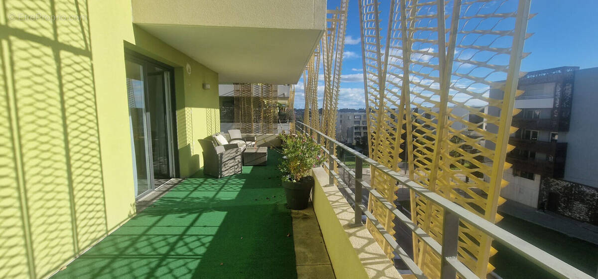 Appartement à JUVIGNAC