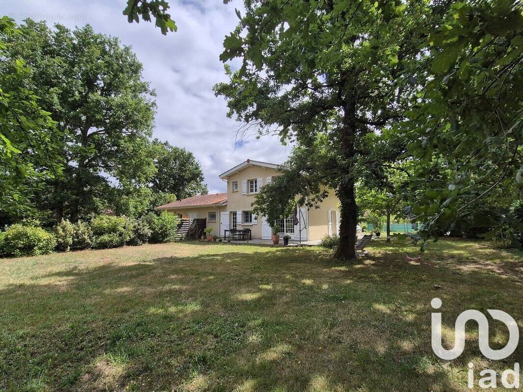 Photo 1 - Maison à PAREMPUYRE