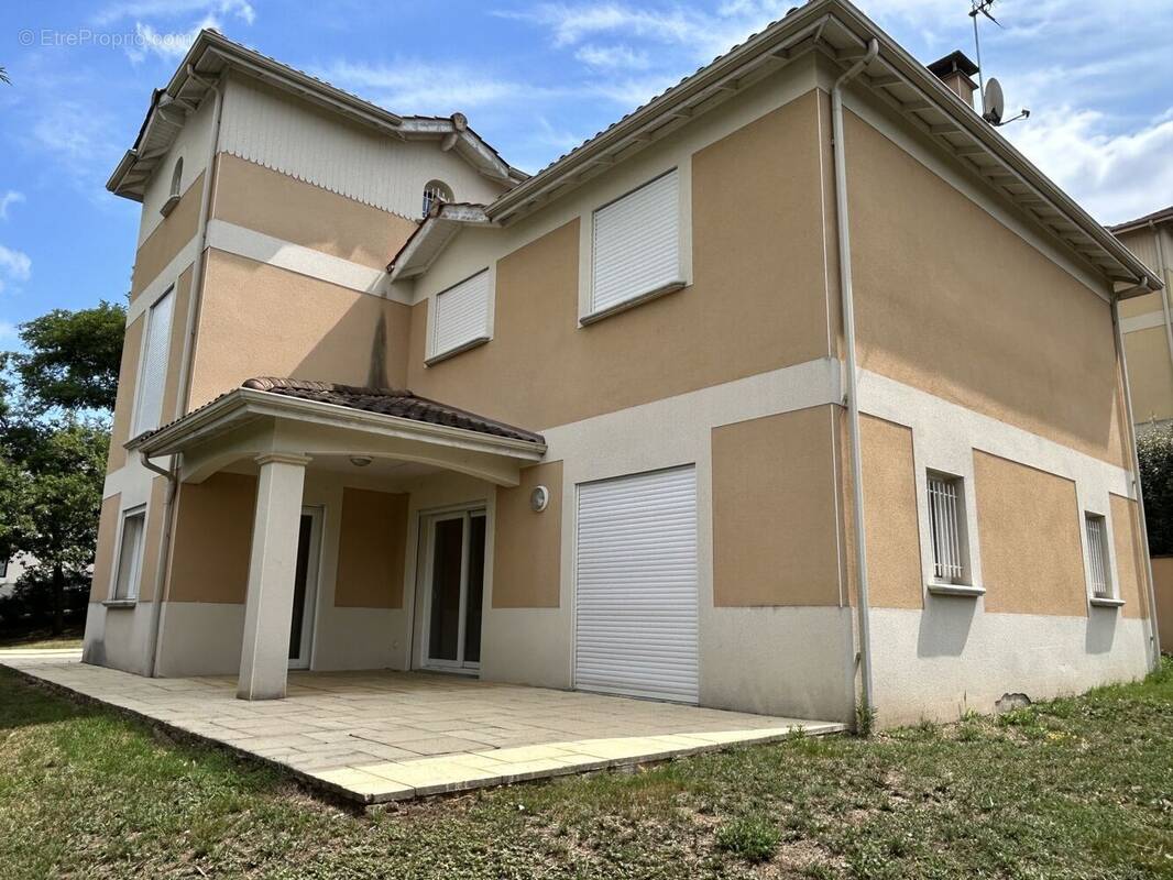 Maison à FRANCHEVILLE