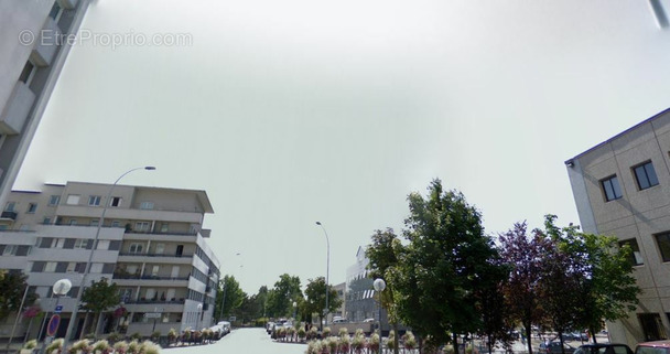 Commerce à BONNEUIL-SUR-MARNE
