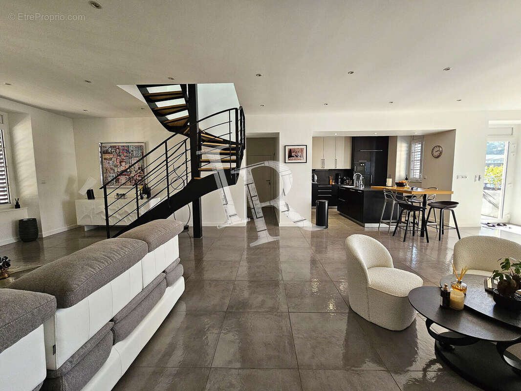 Appartement à LE PUY-EN-VELAY