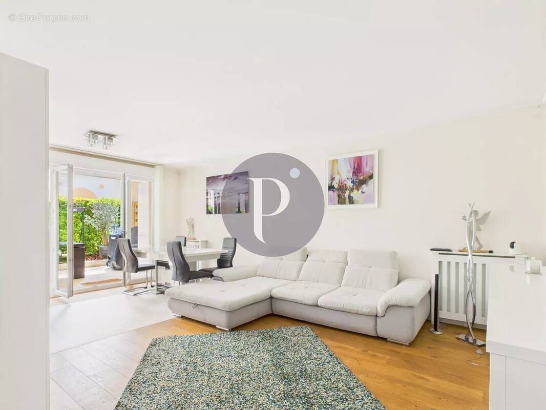 Appartement à LE PLESSIS-ROBINSON