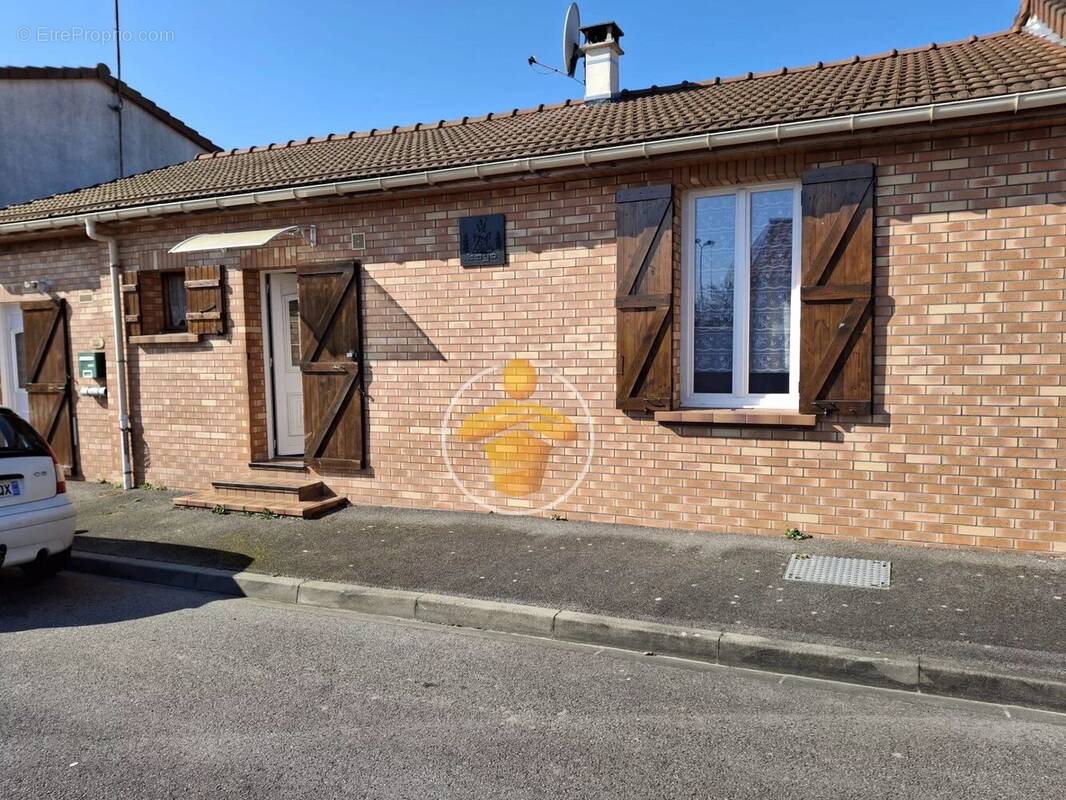 Maison à TERGNIER