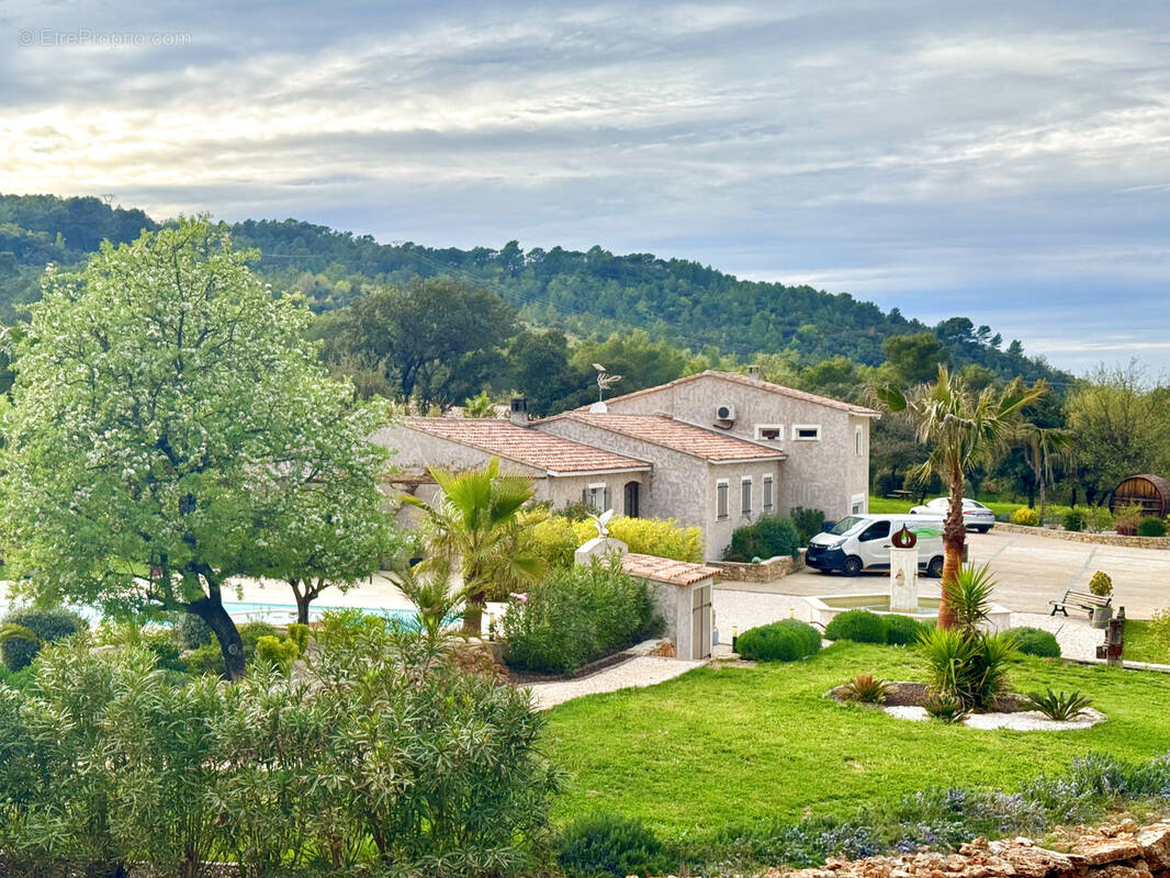Maison à LE CANNET-DES-MAURES