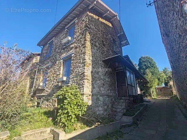 Maison à VILLENEUVE-SAINT-GEORGES