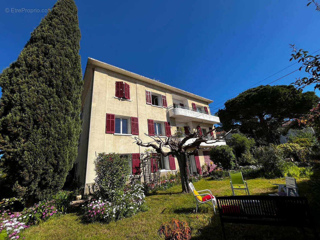 Maison à HYERES