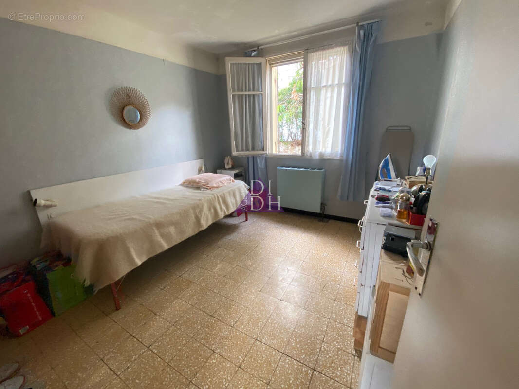 Maison à LA VALETTE-DU-VAR