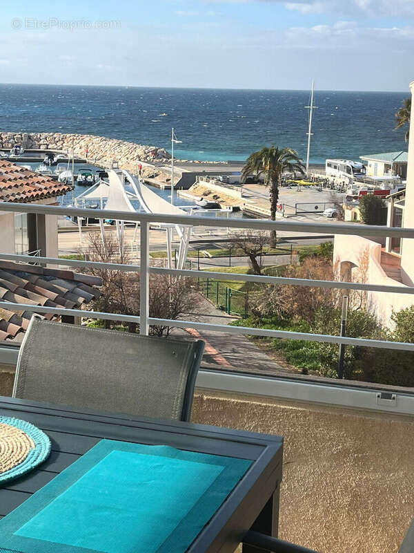 Appartement à SIX-FOURS-LES-PLAGES
