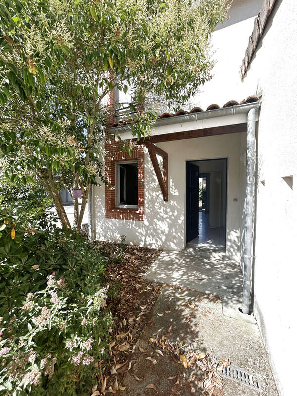 Maison à MAZERES