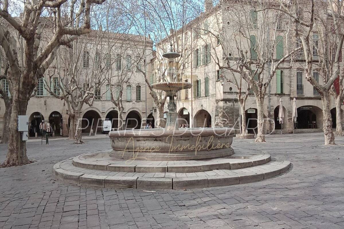 Parking à UZES