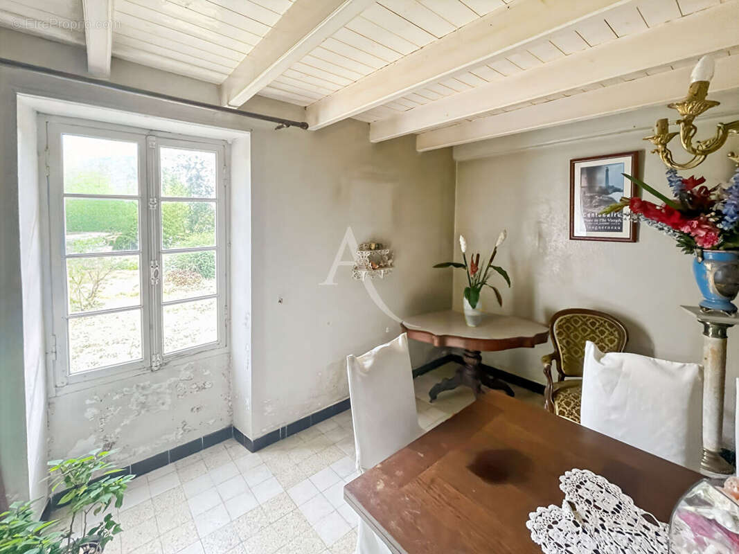 Maison à L&#039;ILE-D&#039;ELLE