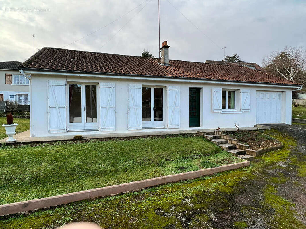 Maison à CIVRAY