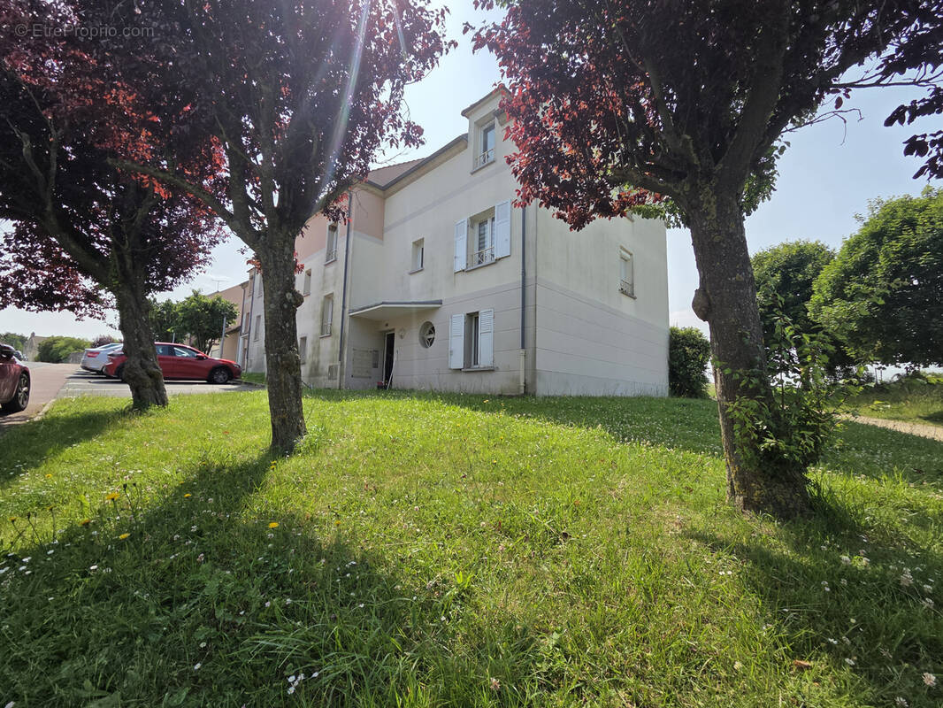 Appartement à MARLY-LA-VILLE