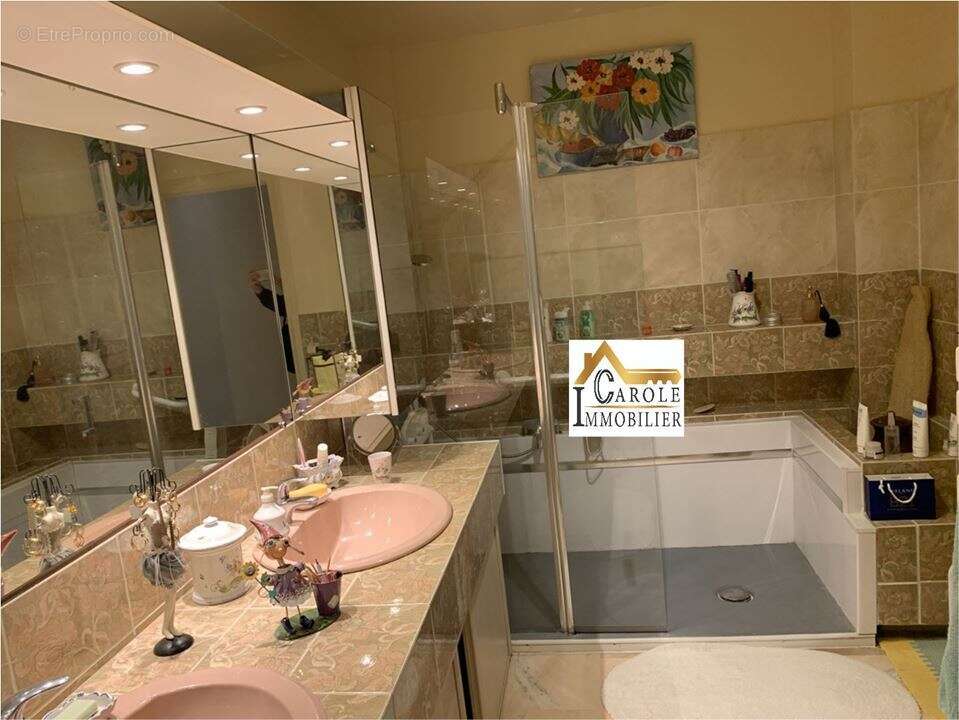 Appartement à MANDELIEU-LA-NAPOULE