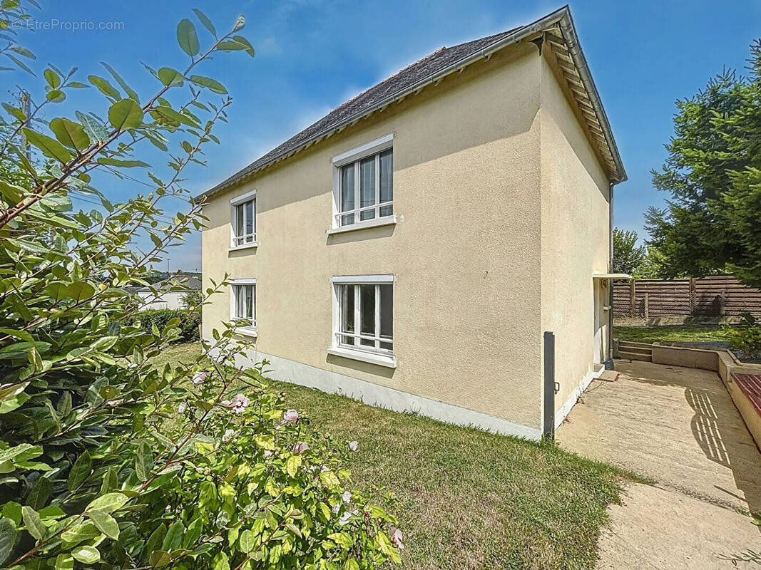 Maison à SAINT-NICOLAS-DE-REDON