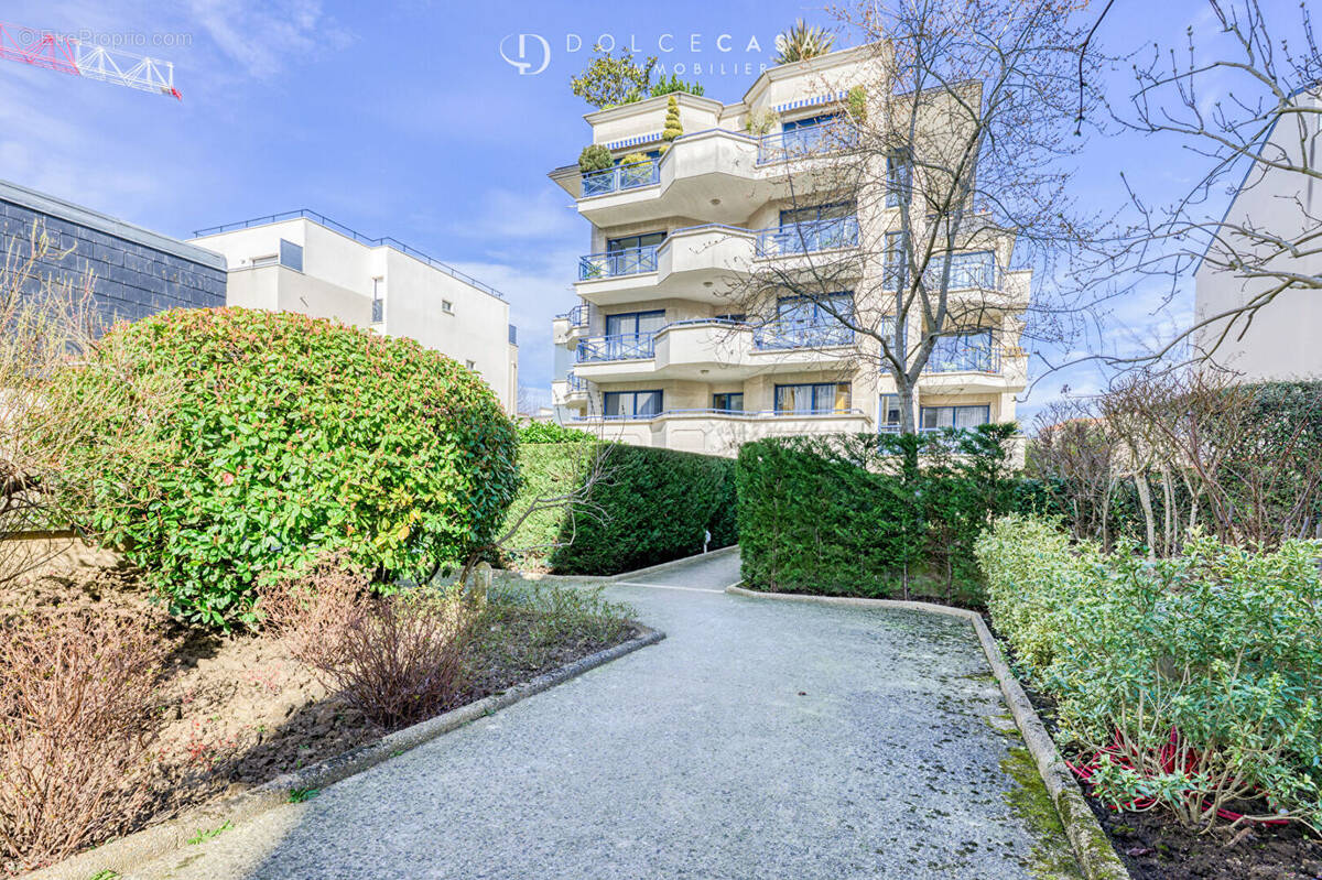 Appartement à LE PERREUX-SUR-MARNE
