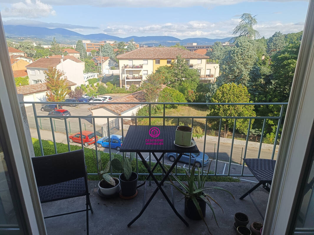 Appartement à ROUSSILLON