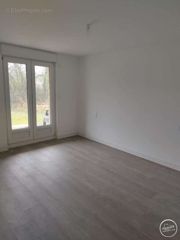 Maison à OUVE-WIRQUIN