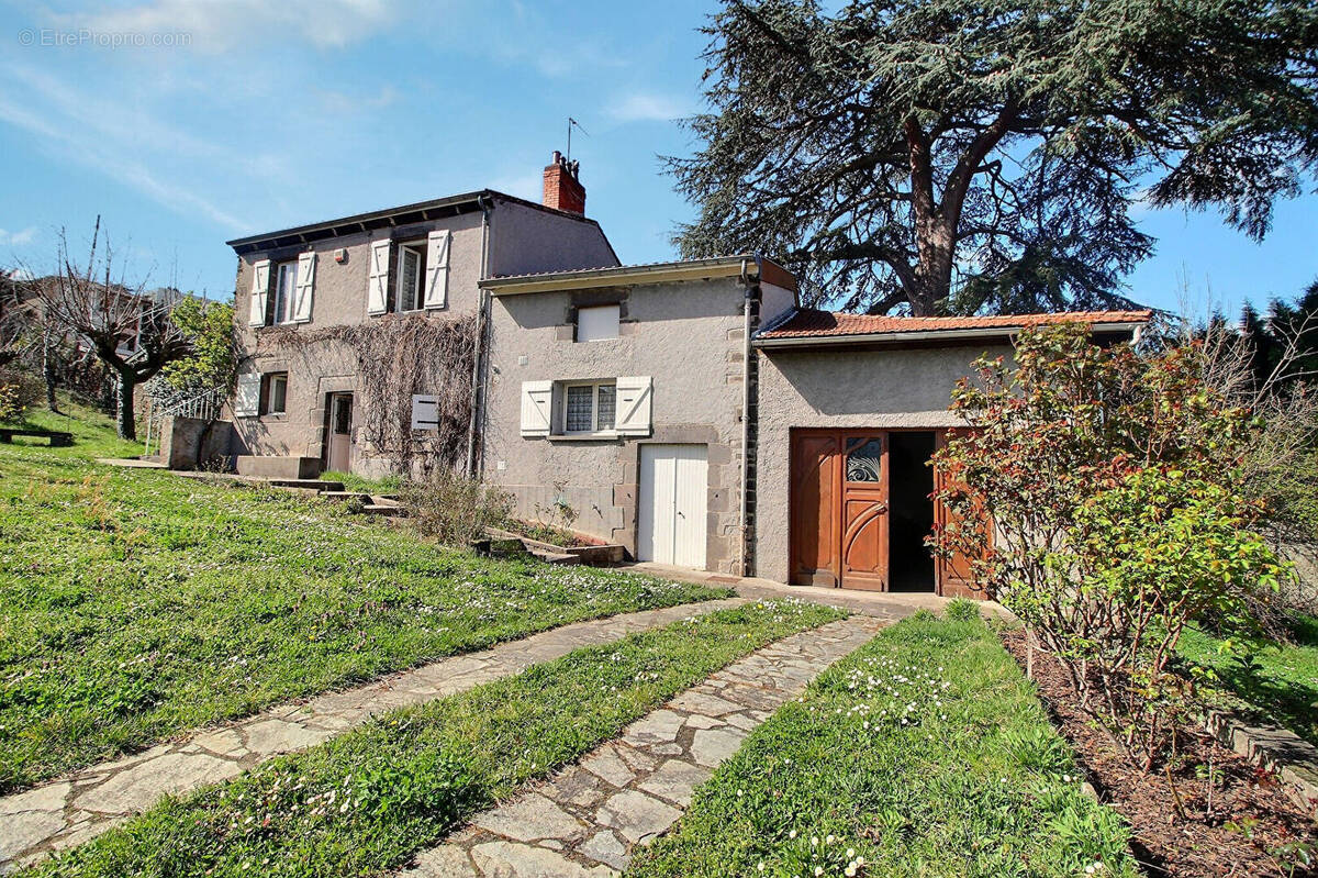 Maison à CLERMONT-FERRAND