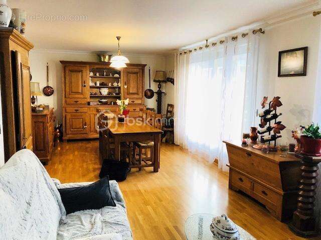 Appartement à DEVILLE-LES-ROUEN