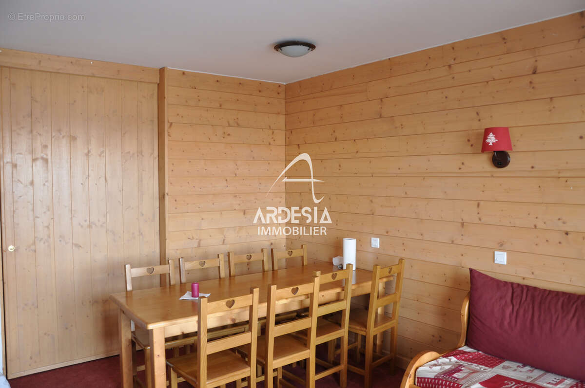 Appartement à LE CHATEL