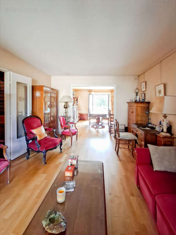 Appartement à RUEIL-MALMAISON