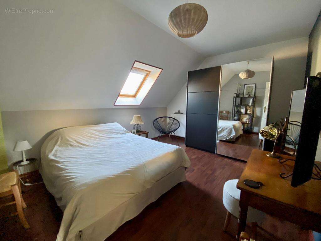 Maison à ETAMPES