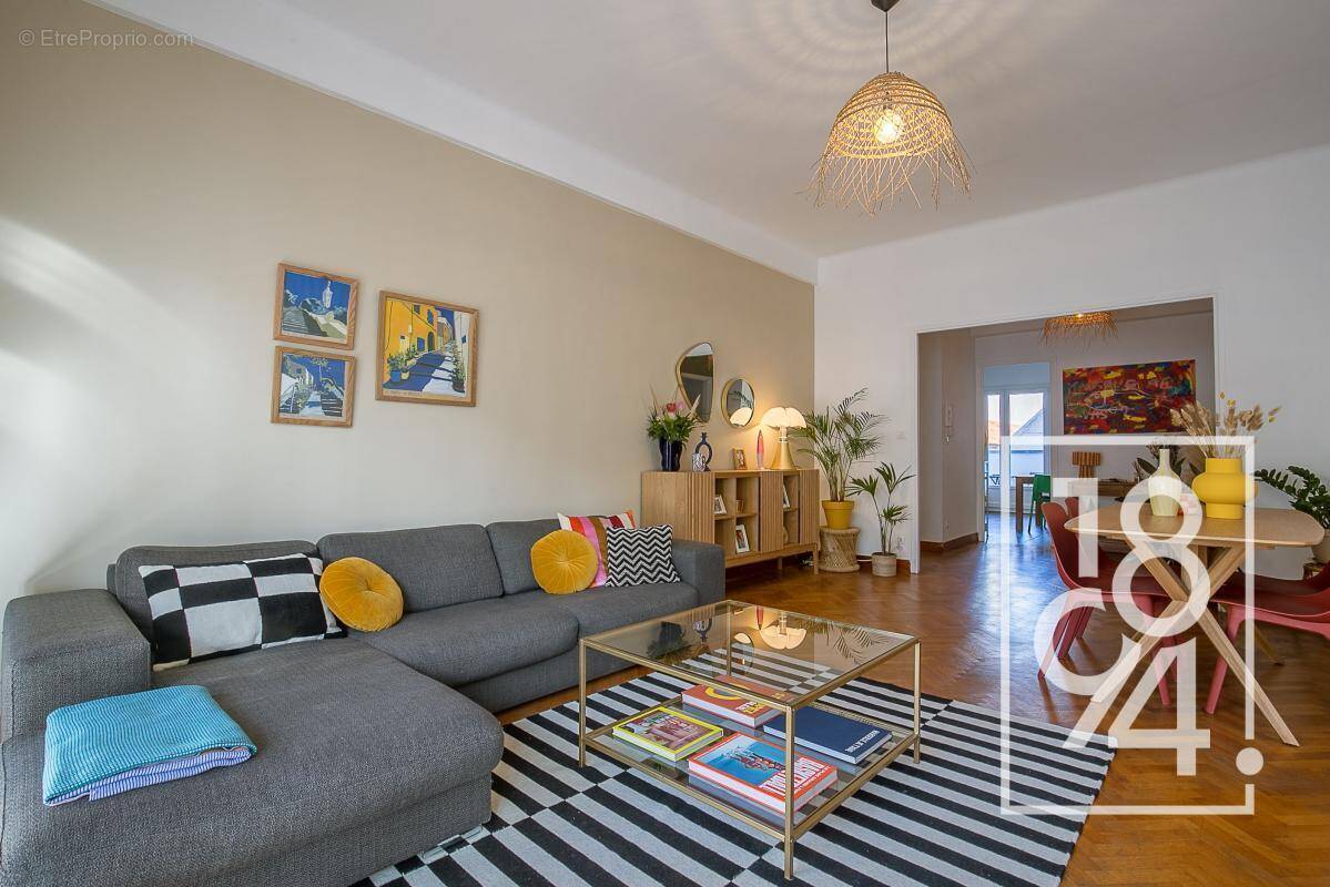 Appartement à MARSEILLE-8E