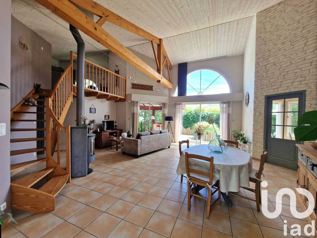 Photo 1 - Maison à LE POIRE-SUR-VIE