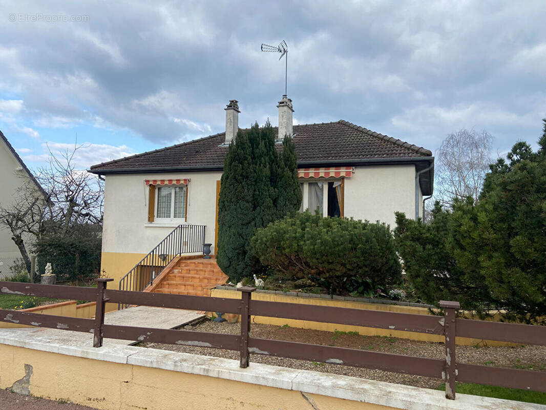 Maison à NEVERS